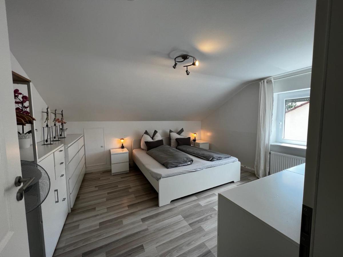 Ferienwohnung Schlueter Nussloch Exterior photo